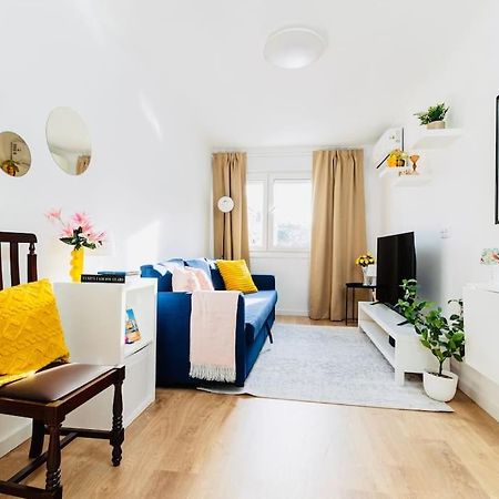 Modern 3 Bedroom Flat In Лиссабон Экстерьер фото