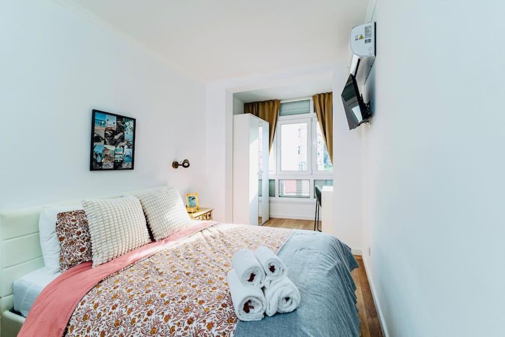 Modern 3 Bedroom Flat In Лиссабон Экстерьер фото