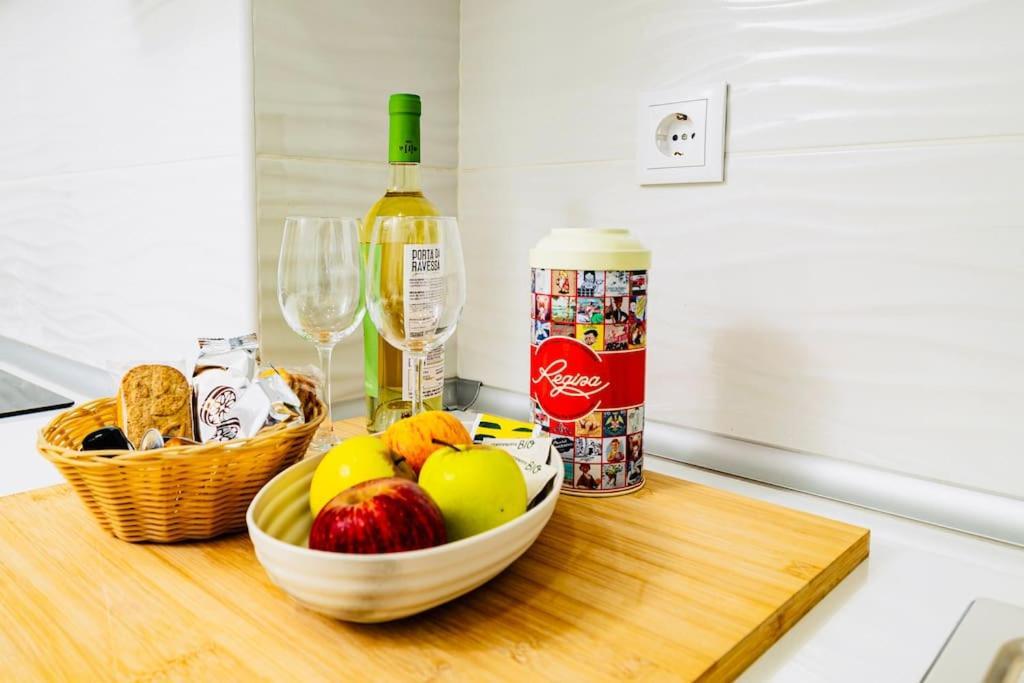 Modern 3 Bedroom Flat In Лиссабон Экстерьер фото